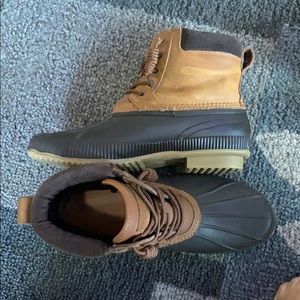 tommy hilfiger bean boots